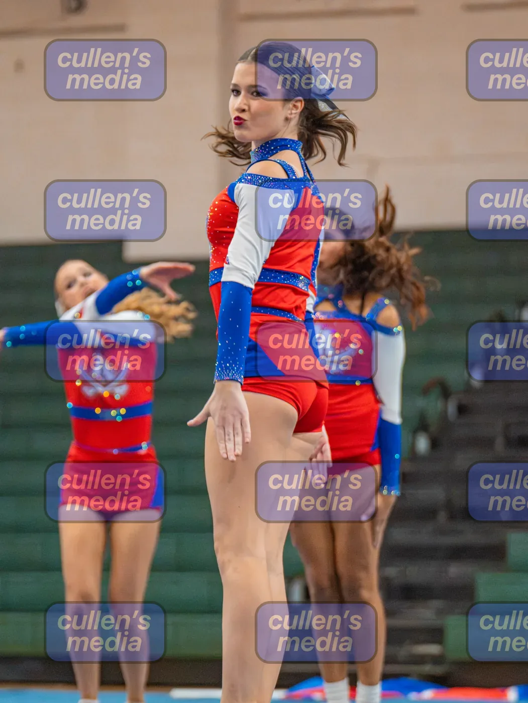 Beach District Cheer Comp photo 20