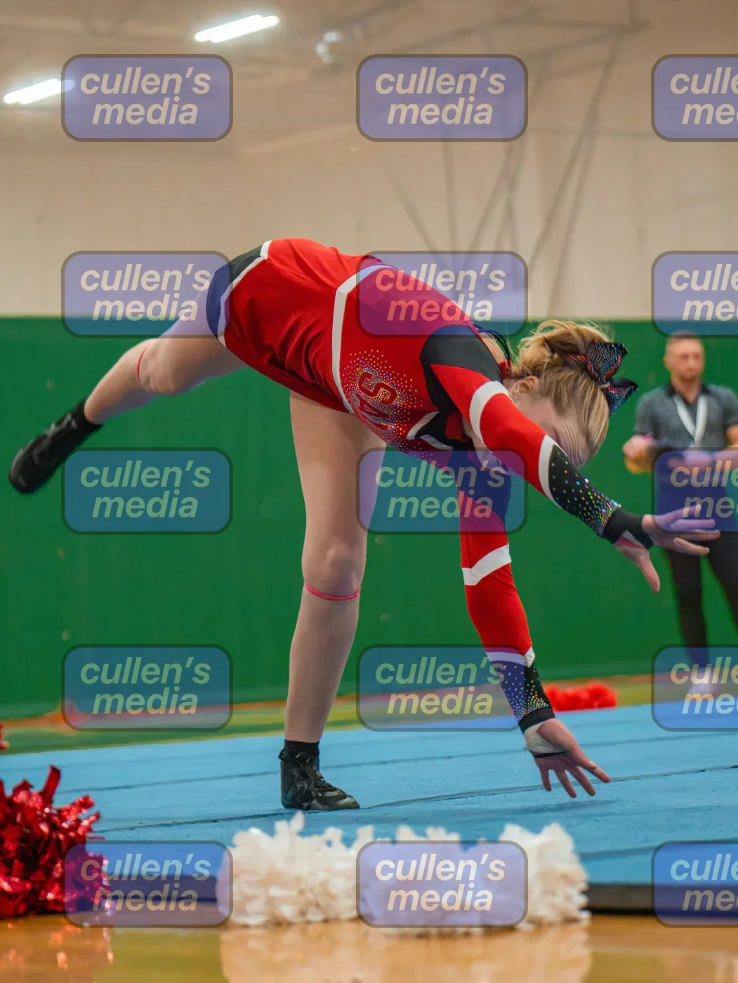 Beach District Cheer Comp photo 18