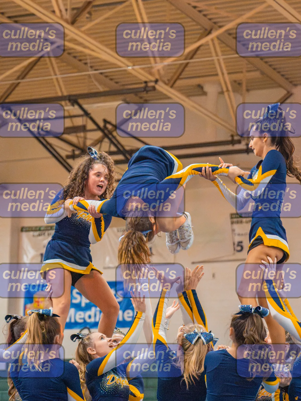 Beach District Cheer Comp photo 25