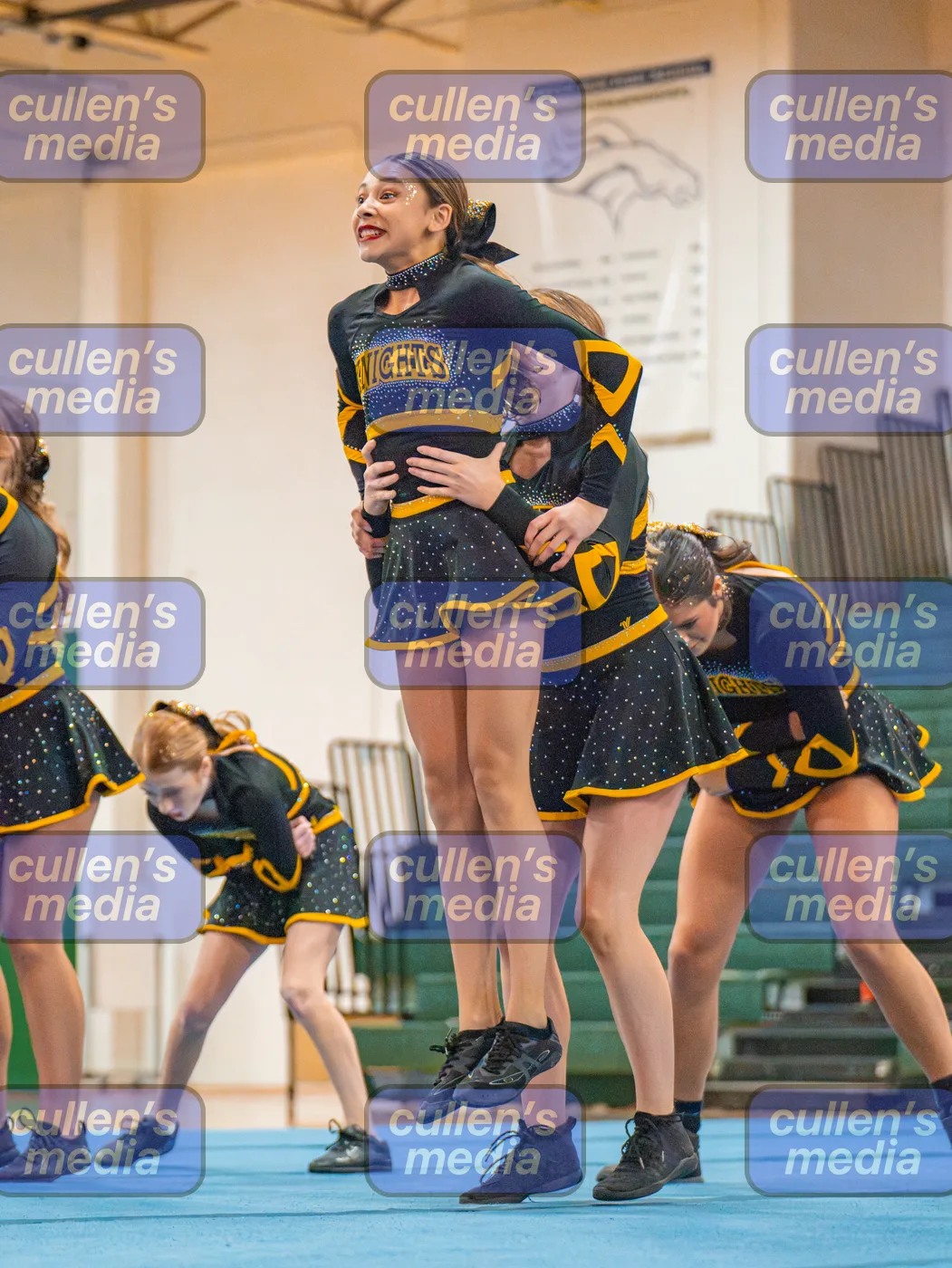 Beach District Cheer Comp photo 19