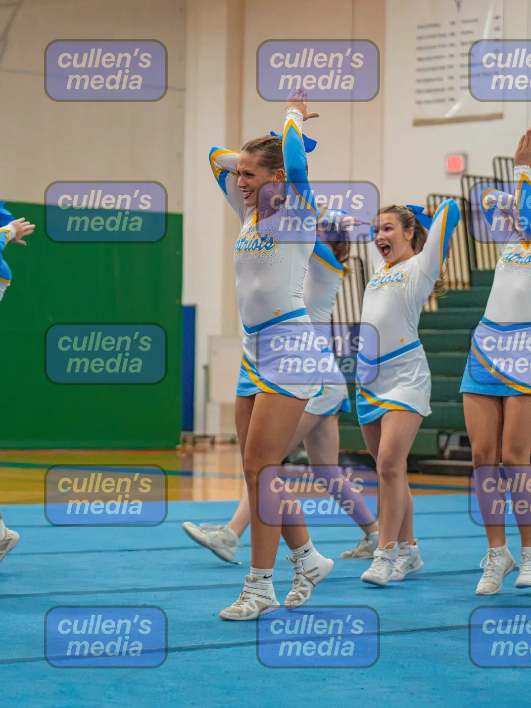 Beach District Cheer Comp photo 11