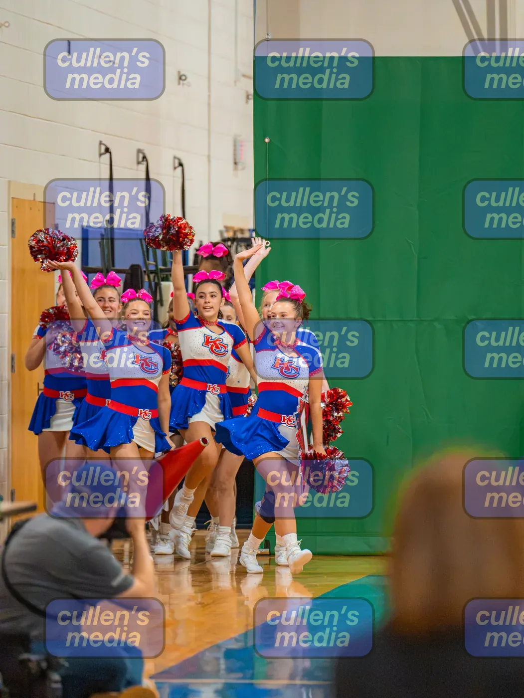 Beach District Cheer Comp photo 1