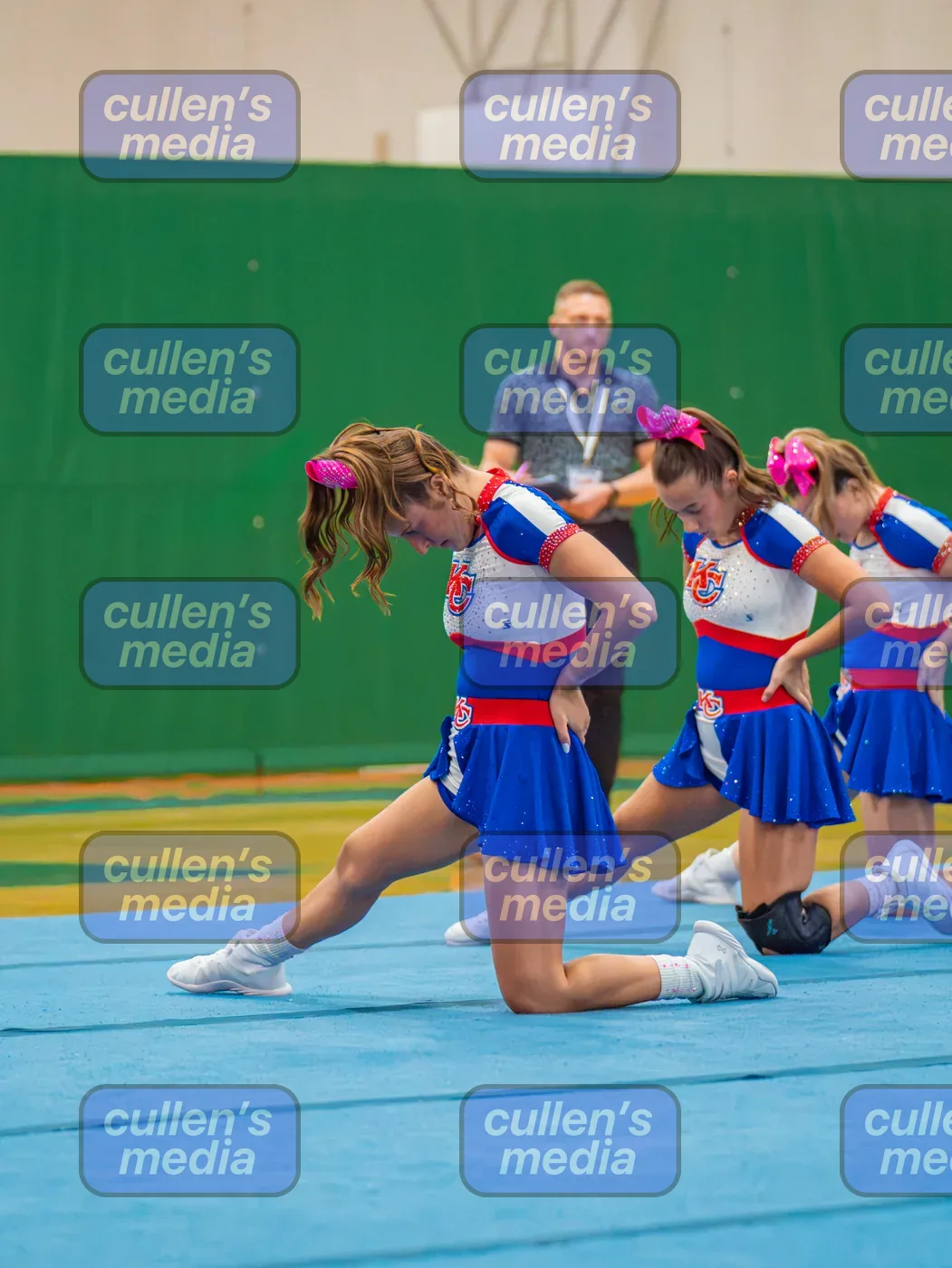Beach District Cheer Comp photo 15