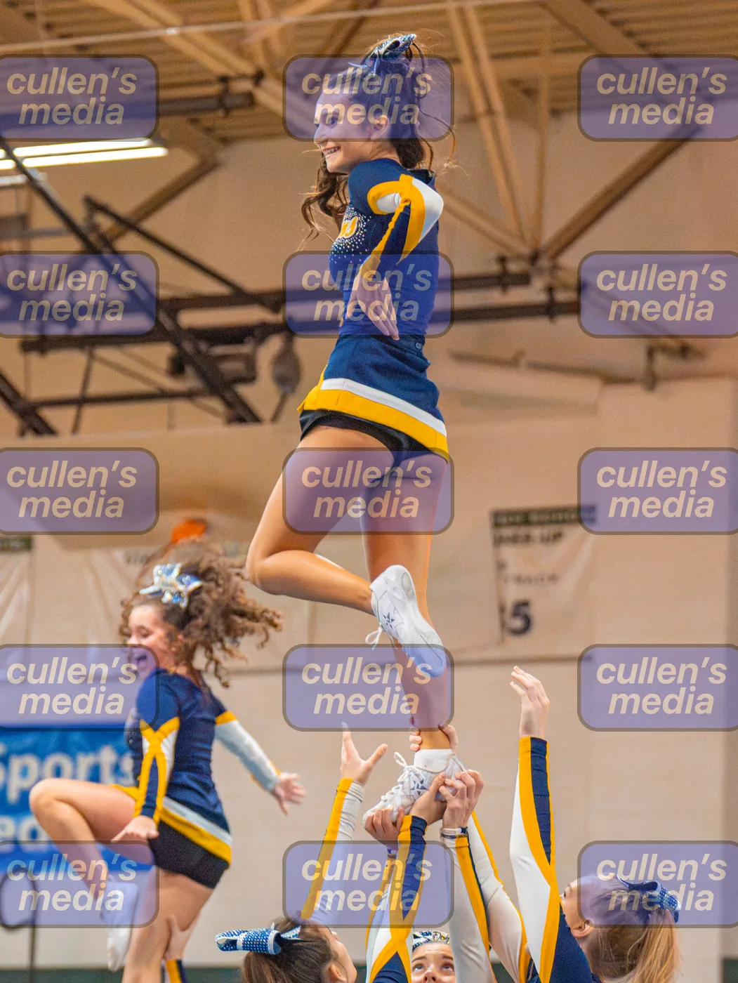 Beach District Cheer Comp photo 23