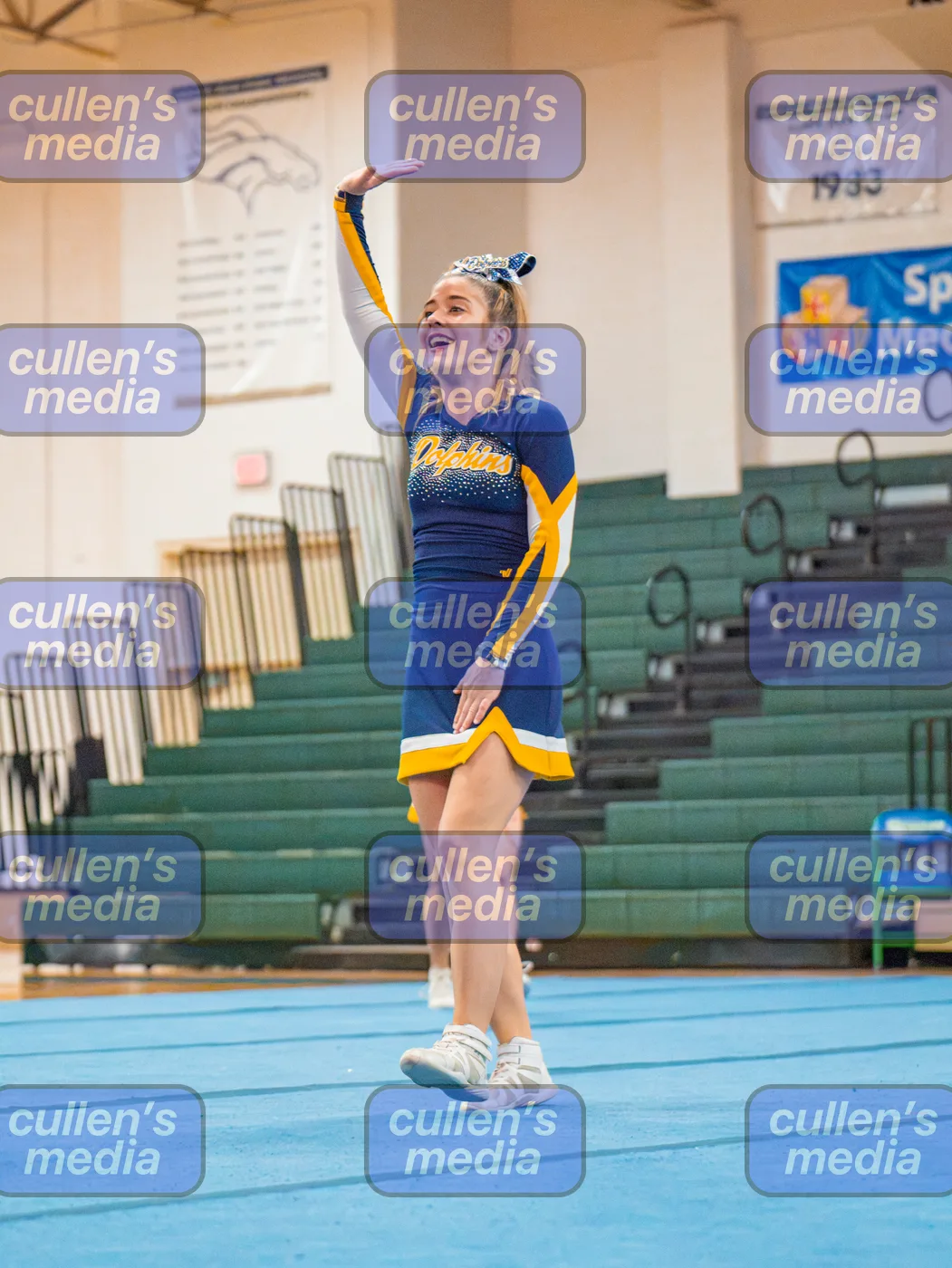 Beach District Cheer Comp photo 20