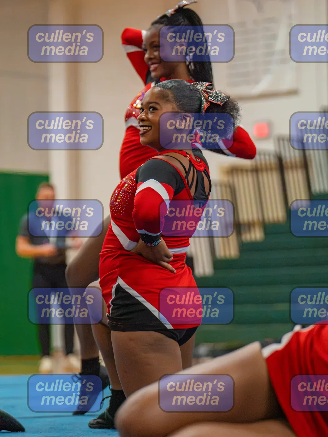 Beach District Cheer Comp photo 30