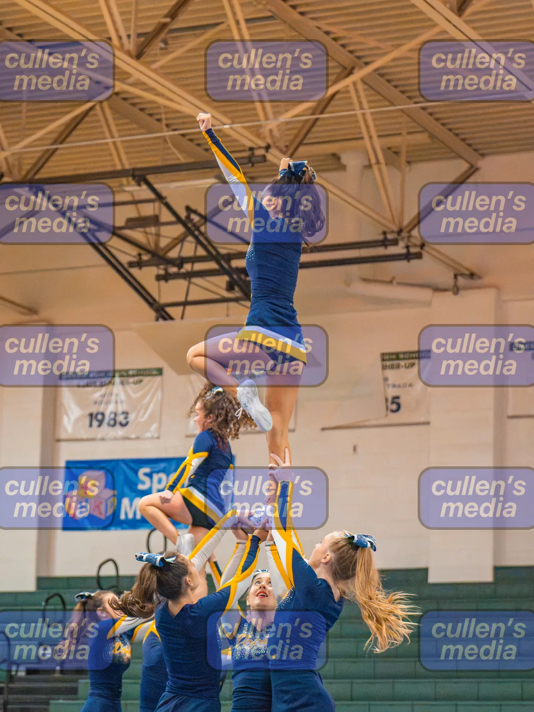 Beach District Cheer Comp photo 24