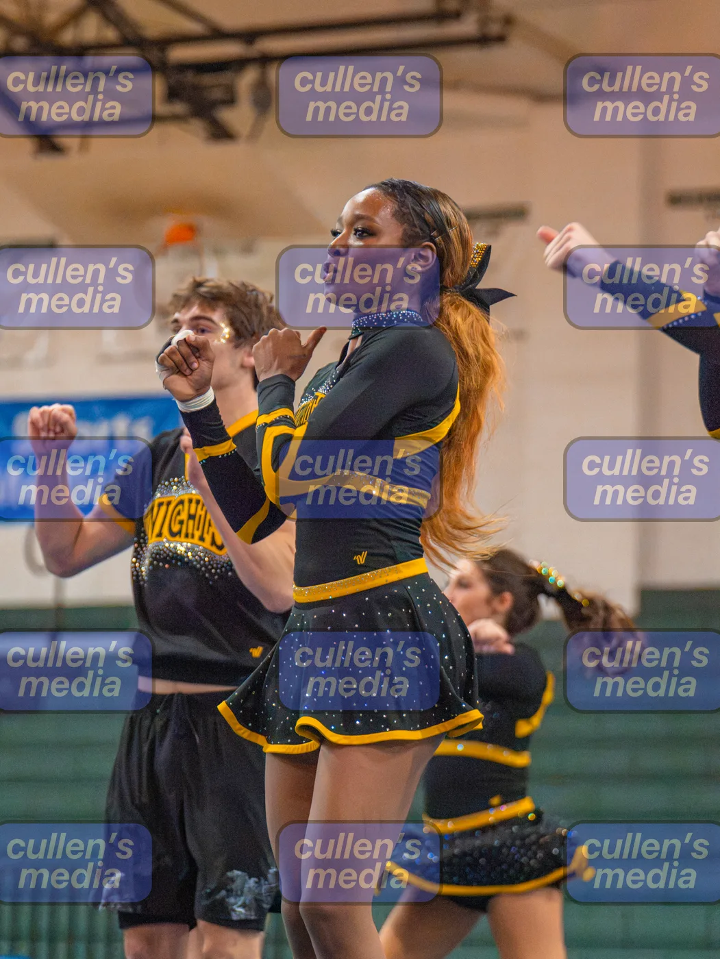 Beach District Cheer Comp photo 40