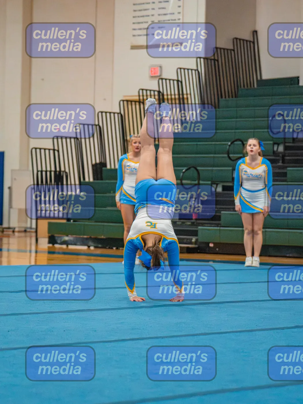 Beach District Cheer Comp photo 18