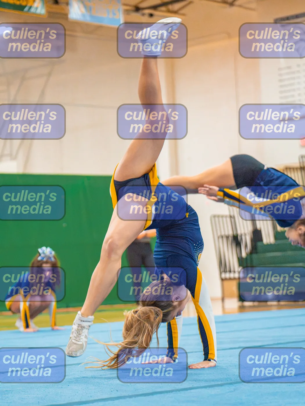 Beach District Cheer Comp photo 17