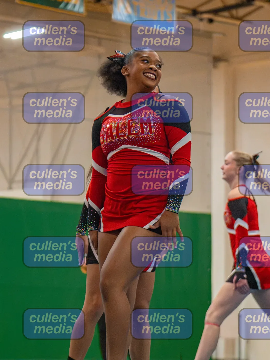 Beach District Cheer Comp photo 17