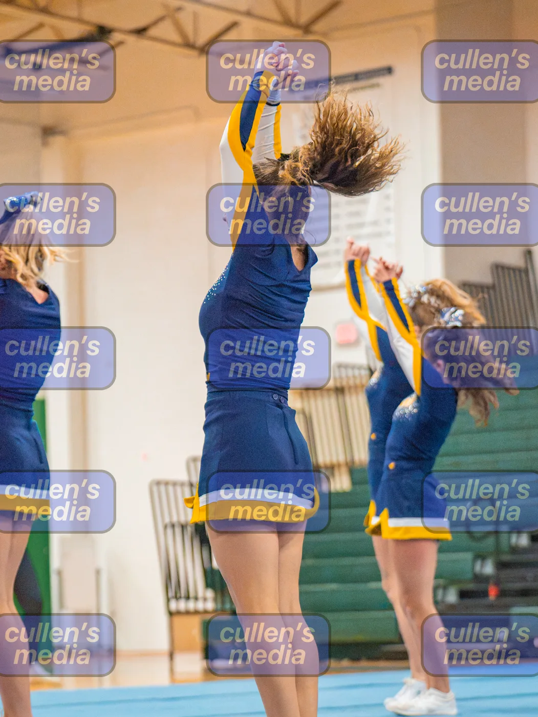 Beach District Cheer Comp photo 14