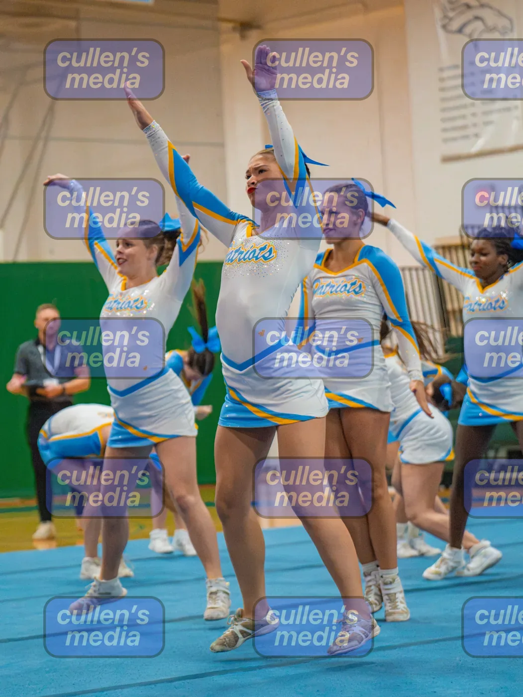 Beach District Cheer Comp photo 27