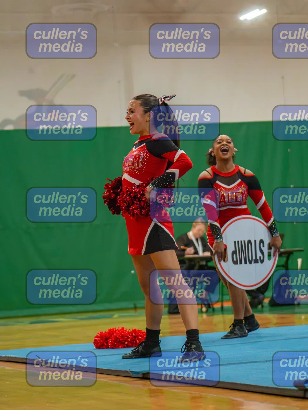 Beach District Cheer Comp photo 5