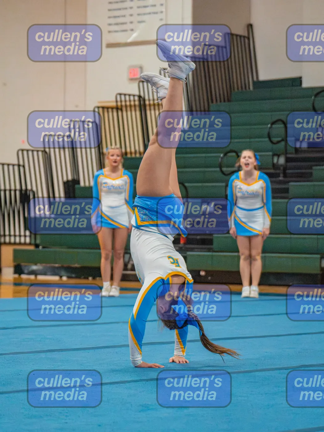 Beach District Cheer Comp photo 16