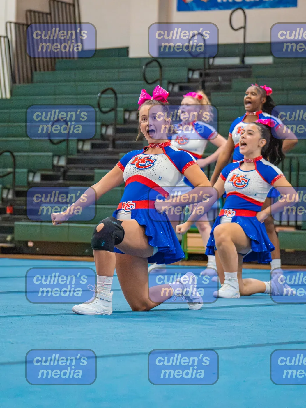 Beach District Cheer Comp photo 5